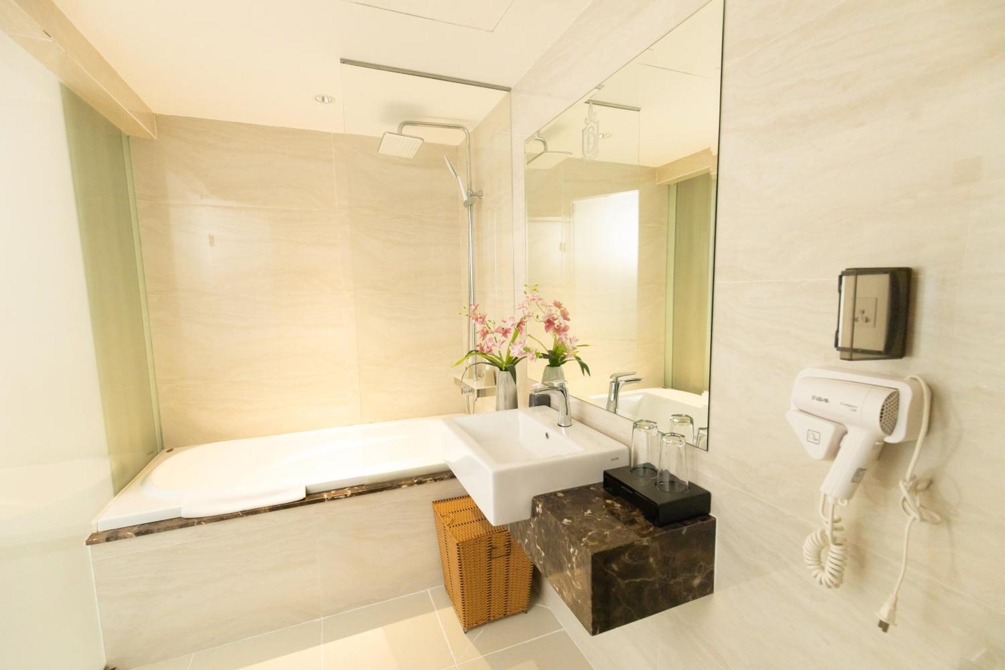 הו צ'י מין סיטי Nicecy Suite Hotel & Spa מראה חיצוני תמונה
