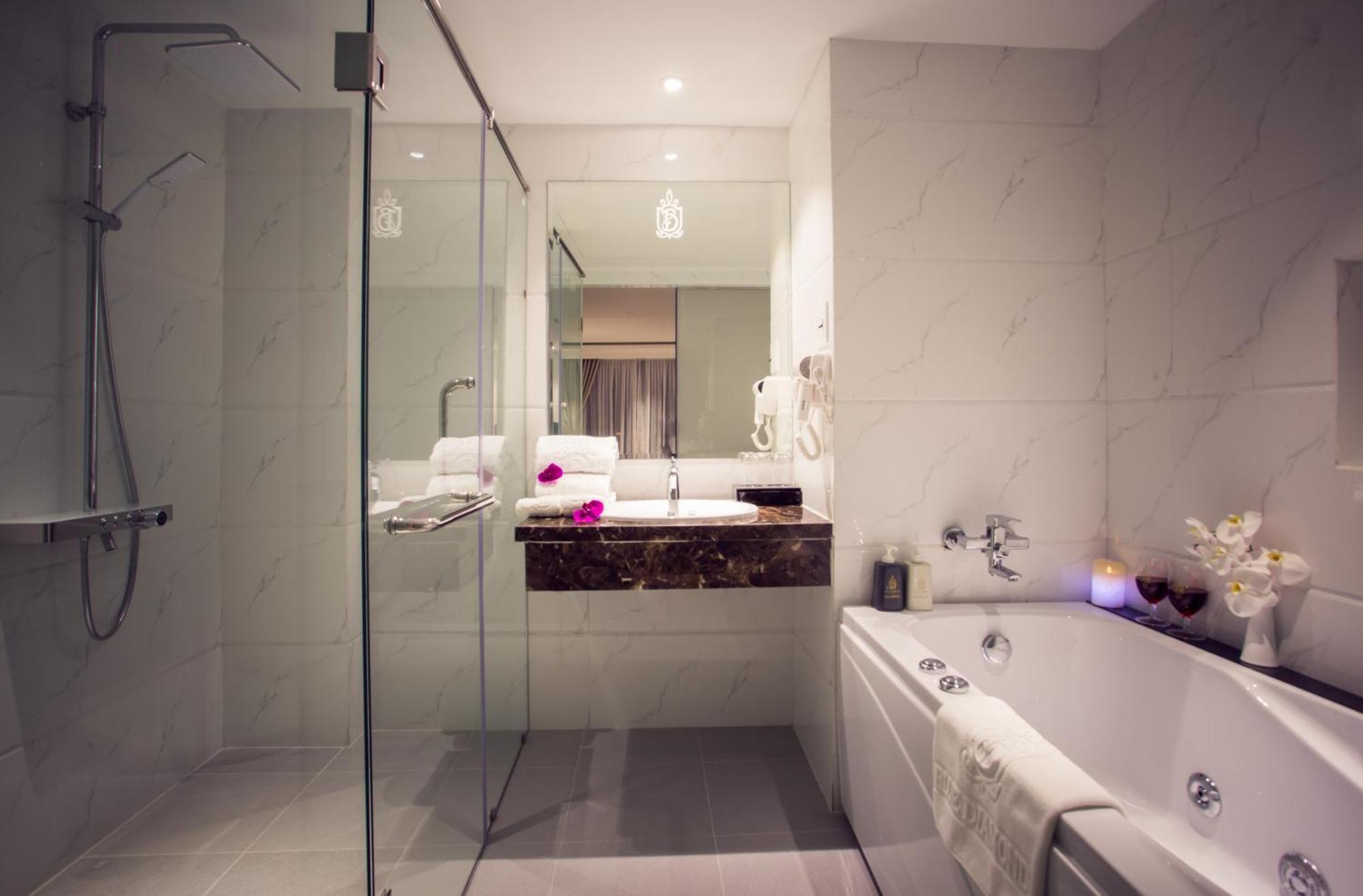 הו צ'י מין סיטי Nicecy Suite Hotel & Spa מראה חיצוני תמונה
